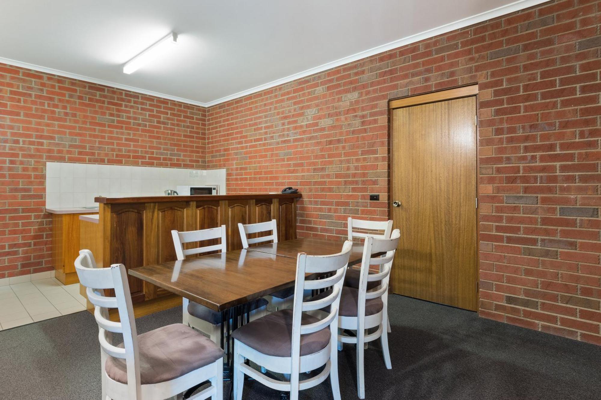 Burke And Wills Motor Inn Swan Hill Phòng bức ảnh